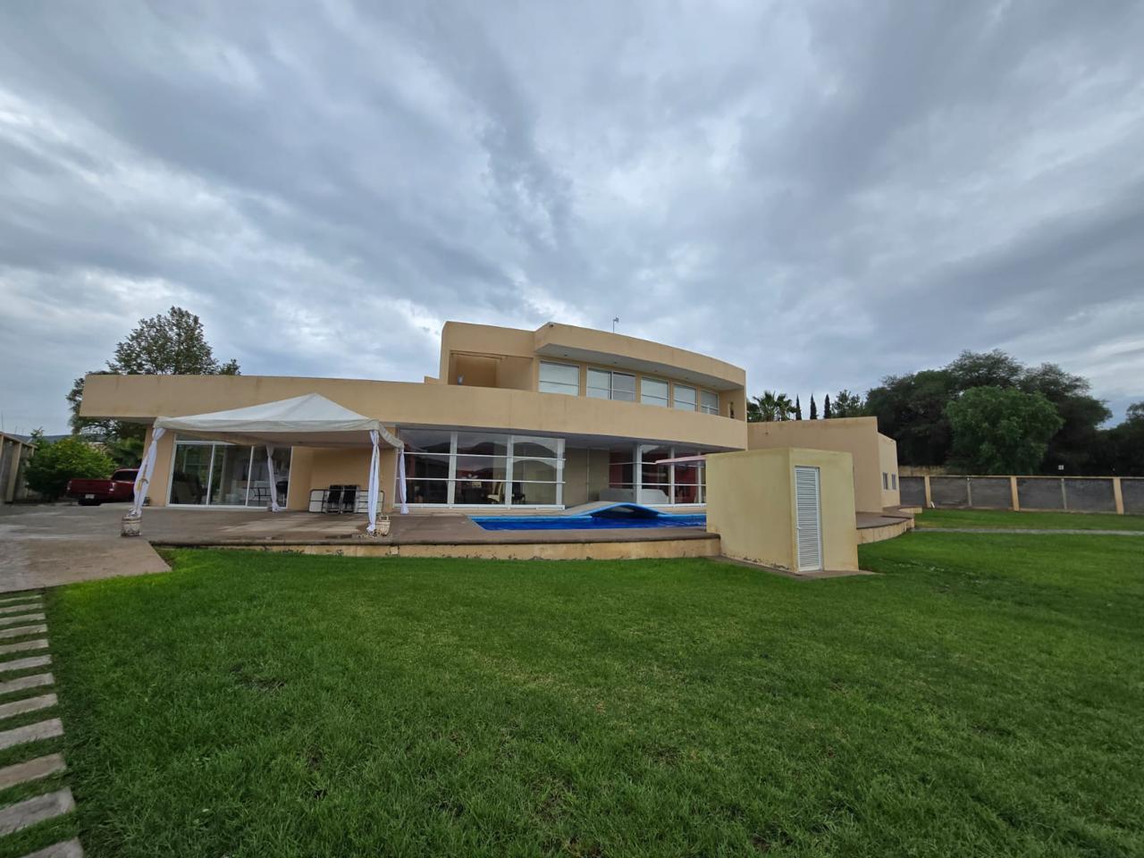 Excelente Casa de Campo en Ojo Caliente