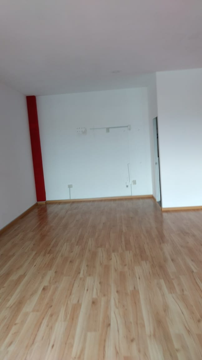 Excelentes Locales en Venta en Plaza del Río