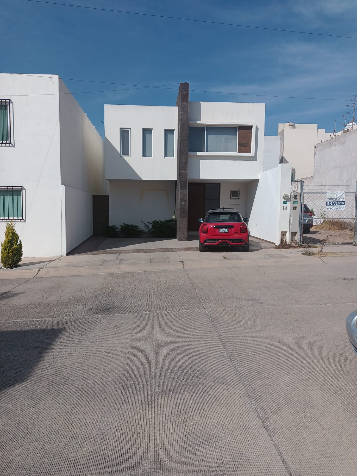 Excelente casa en Renta Vacía en Villamagna 1a. secc.