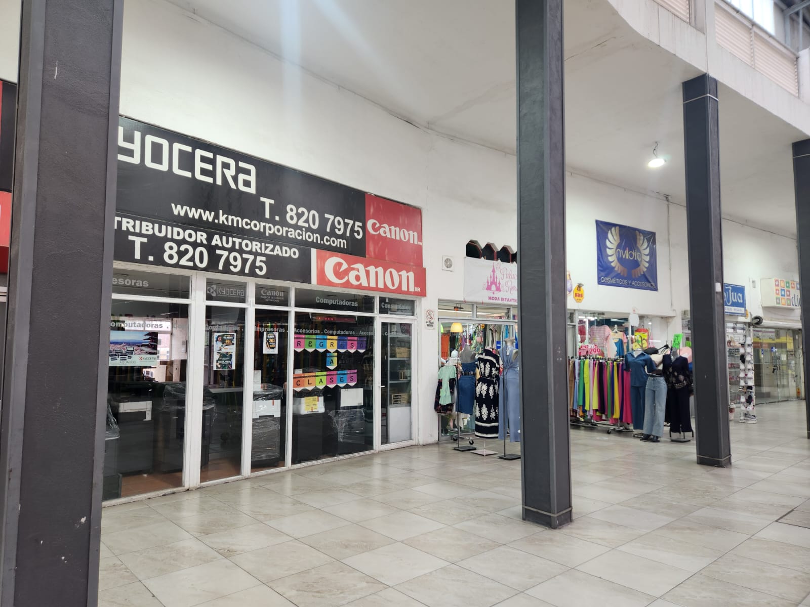Excelentes Locales en Venta en Plaza Fiesta