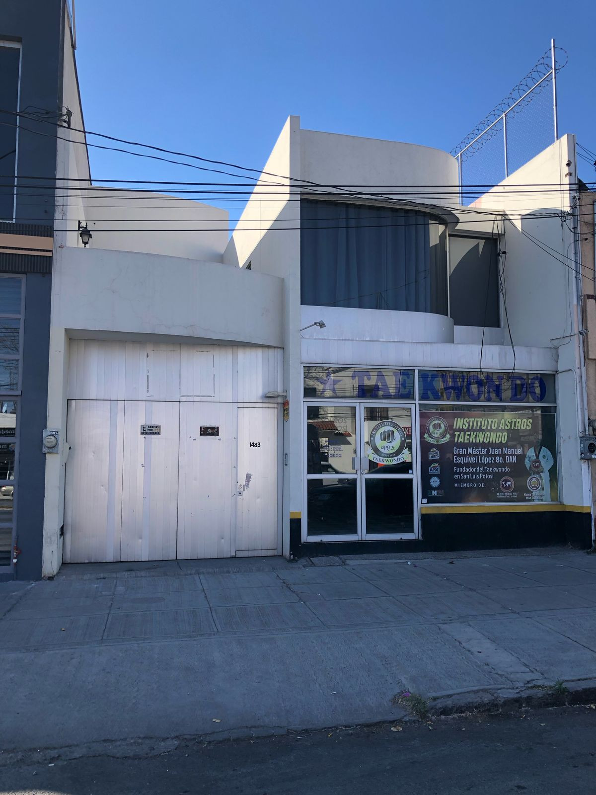 Excelente Oportunidad Venta de Local Comercial en Carranza