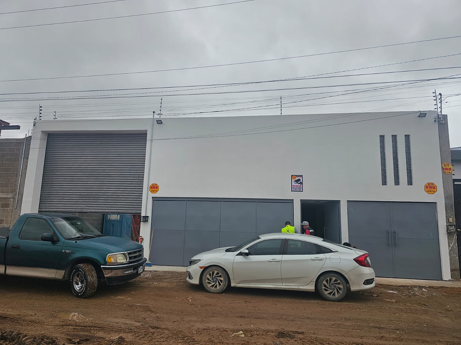Venta de Bodega en Villa de Pozos