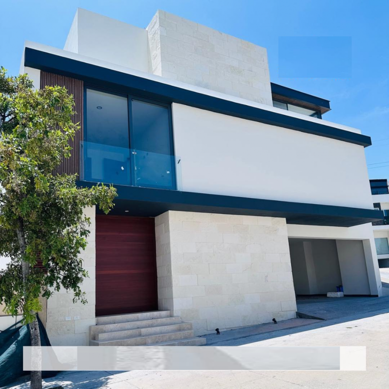 Excelente casa en Venta en Privada Lomas del Pedregal
