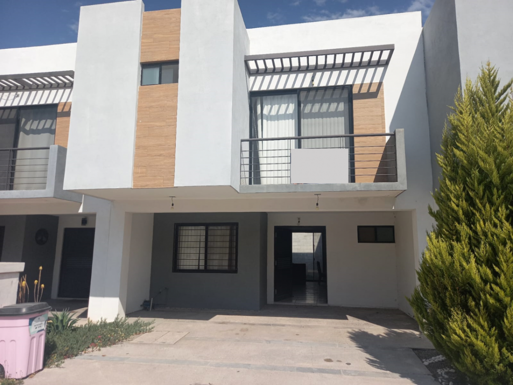 Excelente Casa en Renta en Azul Los Lagos